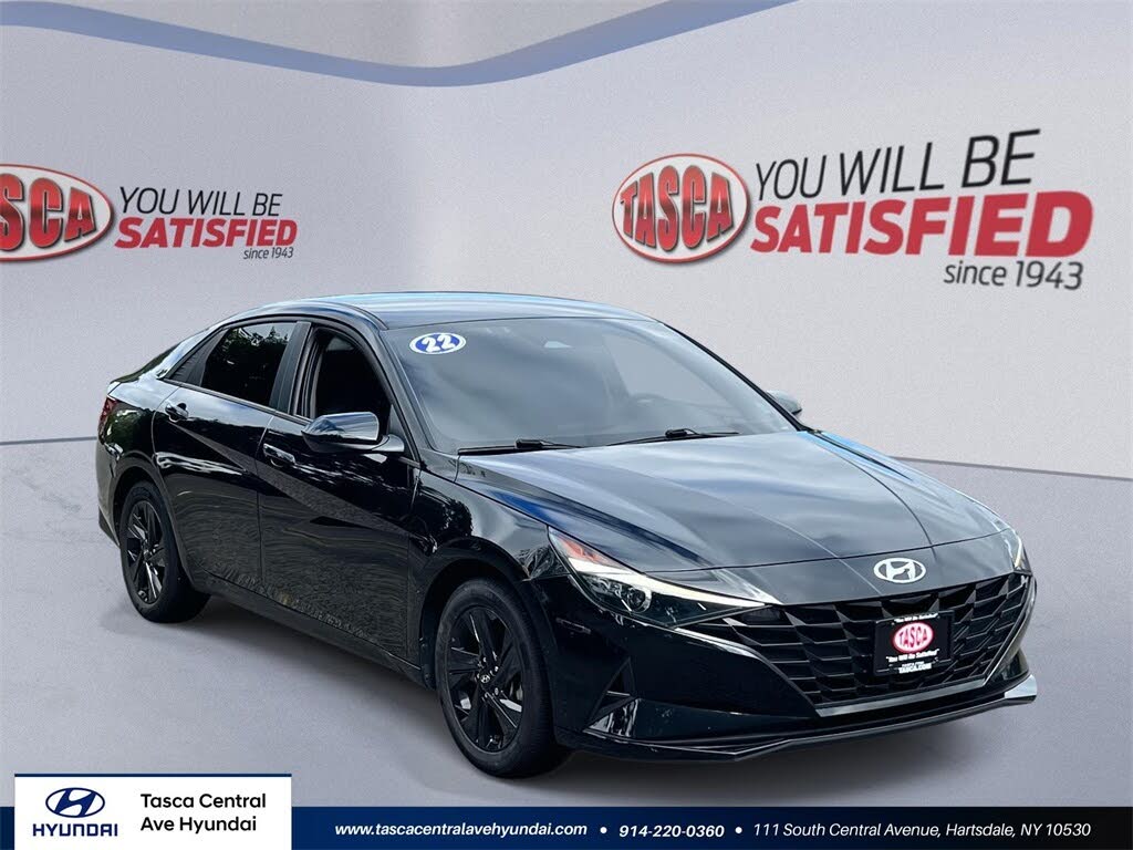 2022 Hyundai Elantra SEL FWD