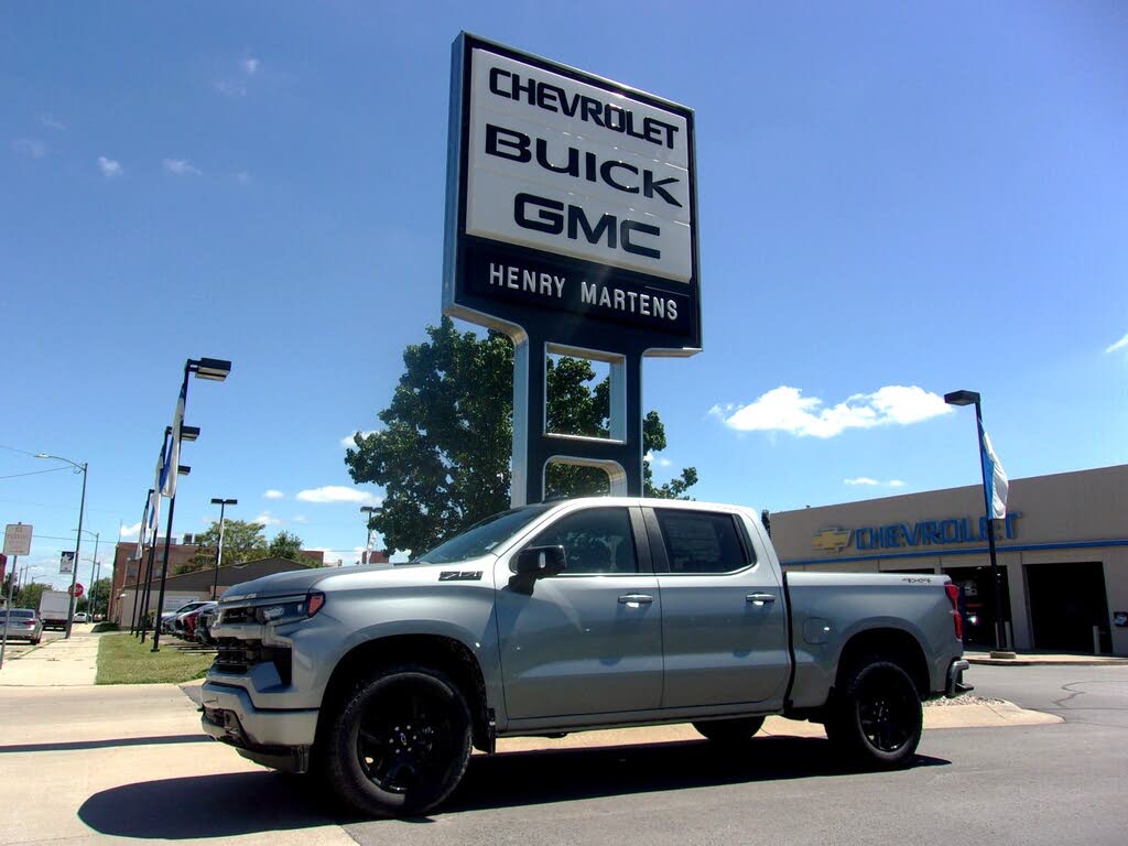 2026 Chevrolet Silverado 1500 RST Crew Cab 4WD