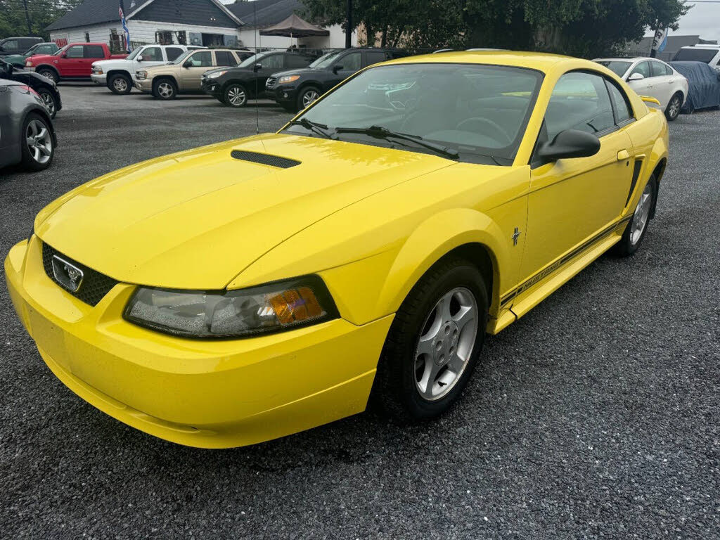 2001 Ford Mustang Coupe RWD