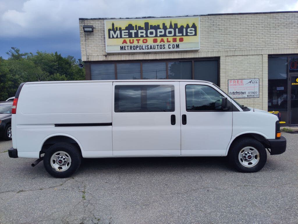 2016 GMC Savana Cargo 3500 Extended RWD