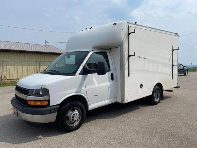 2020 Chevrolet Express Chassis 3500 139 Cutaway RWD