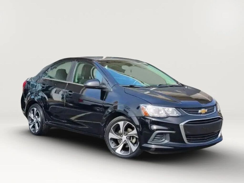 2017 Chevrolet Sonic Premier Sedan FWD