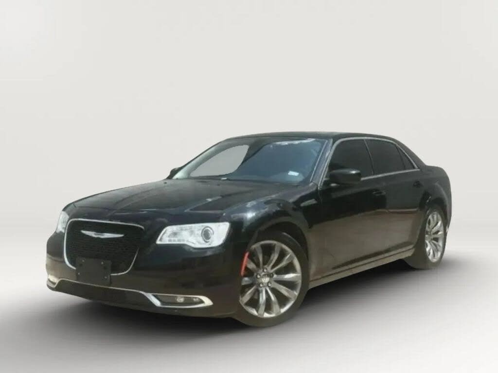 2017 Chrysler 300 Limited RWD