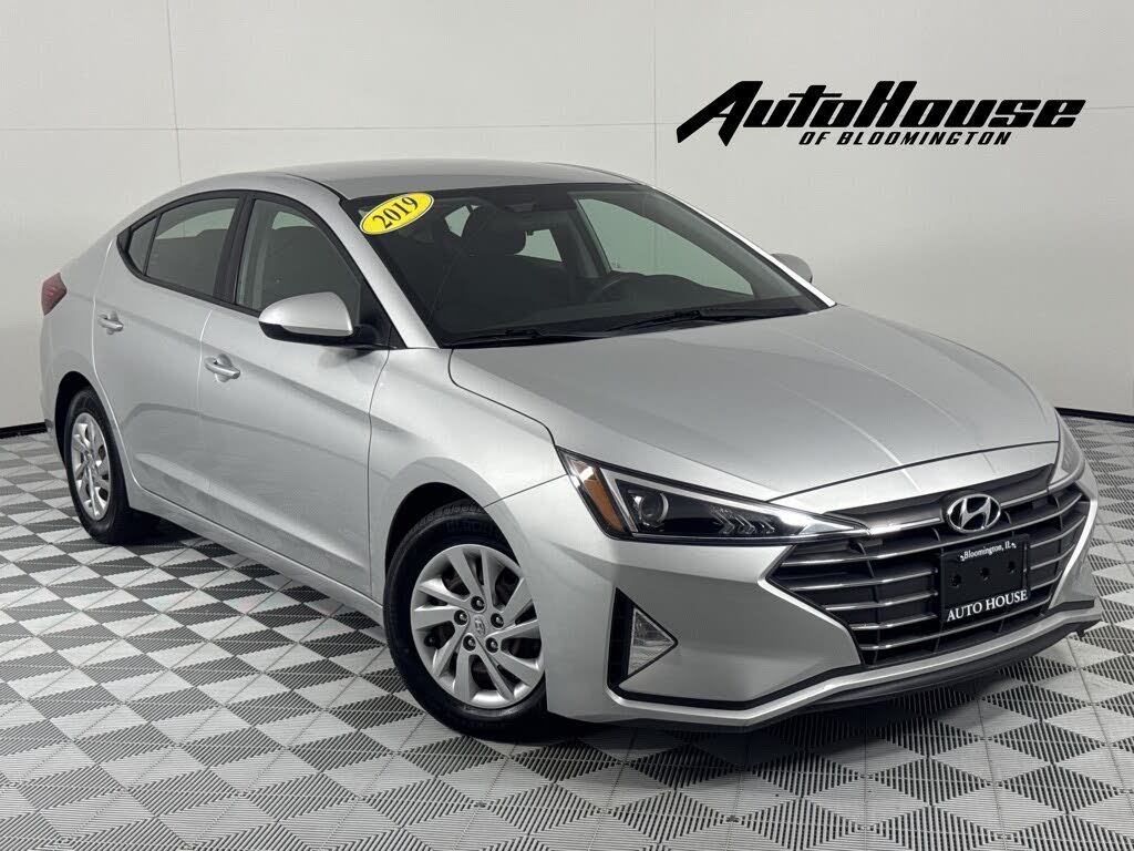 2019 Hyundai Elantra SE FWD