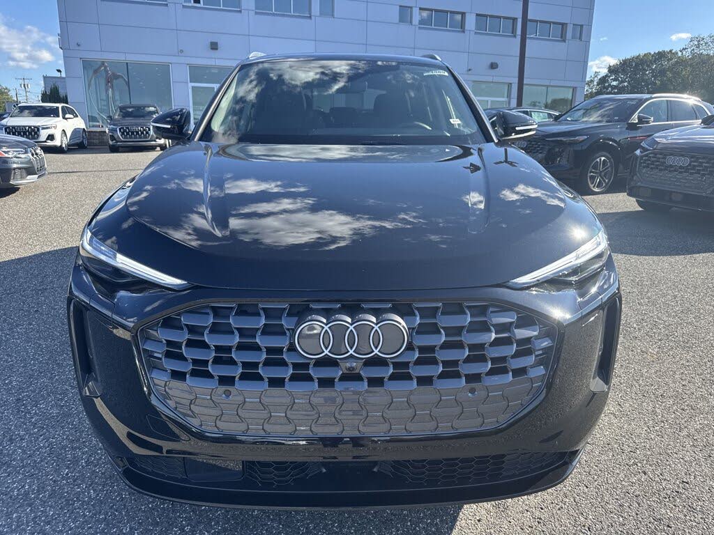 2025 Audi Q5 quattro Premium Plus 40 TFSI