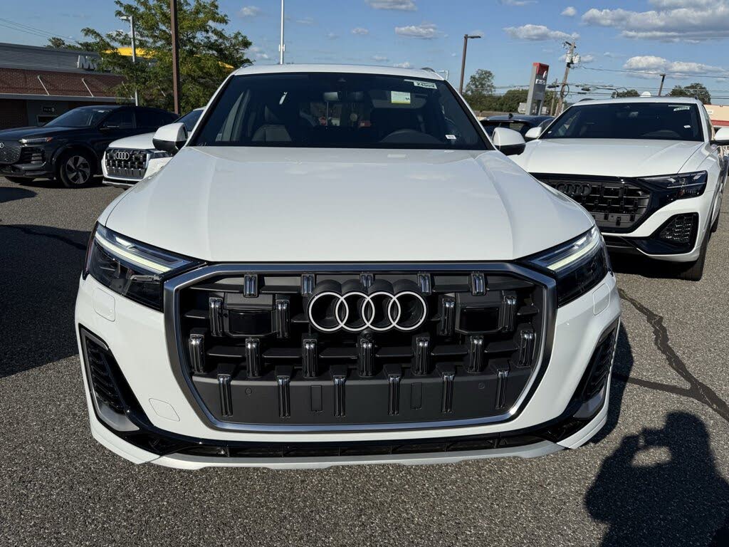 2025 Audi Q7 quattro Premium Plus 55 TFSI