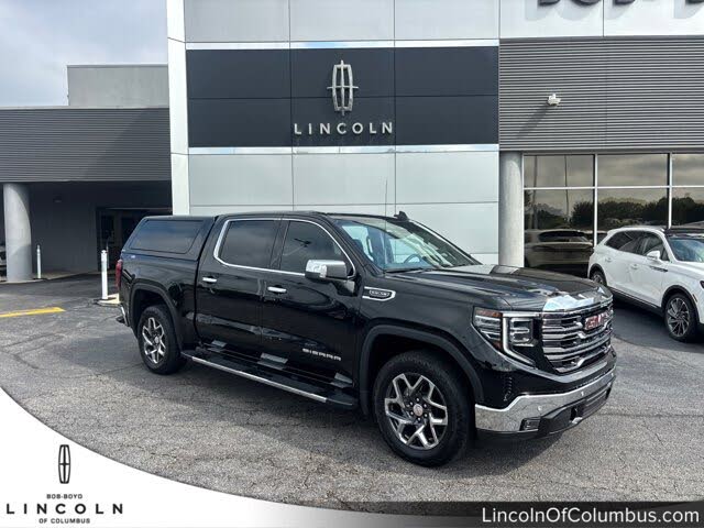 2023 GMC Sierra 1500 SLT Crew Cab 4WD