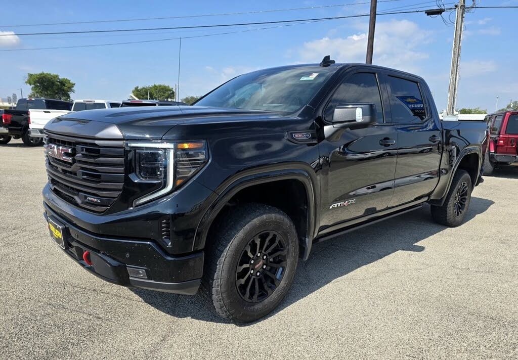 2023 GMC Sierra 1500 AT4X Crew Cab 4WD