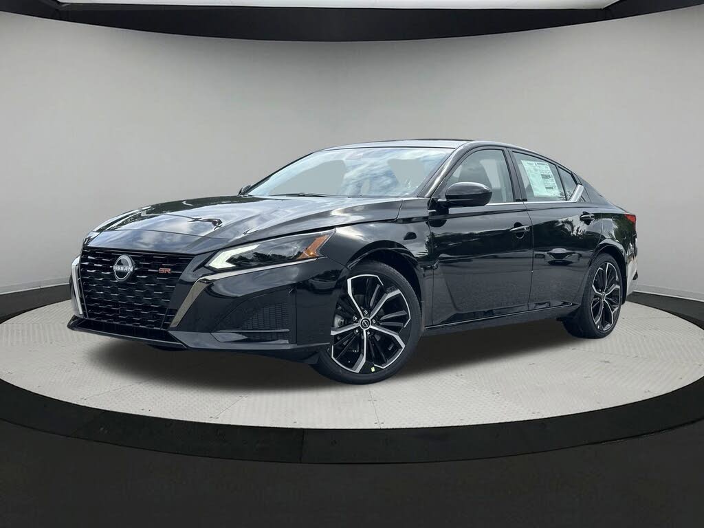 2025 Nissan Altima 2.5 SR FWD