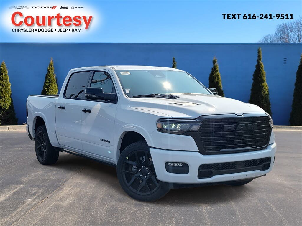 2026 RAM 1500 Laramie Crew Cab 4WD