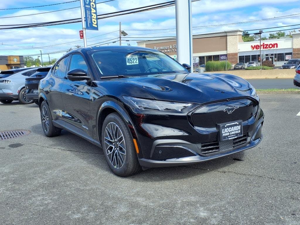 2025 Ford Mustang Mach-E Premium AWD