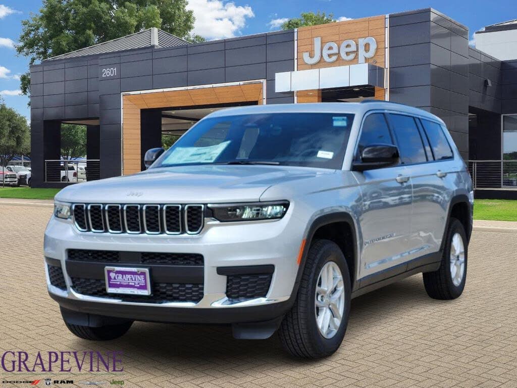 2025 Jeep Grand Cherokee L Laredo RWD