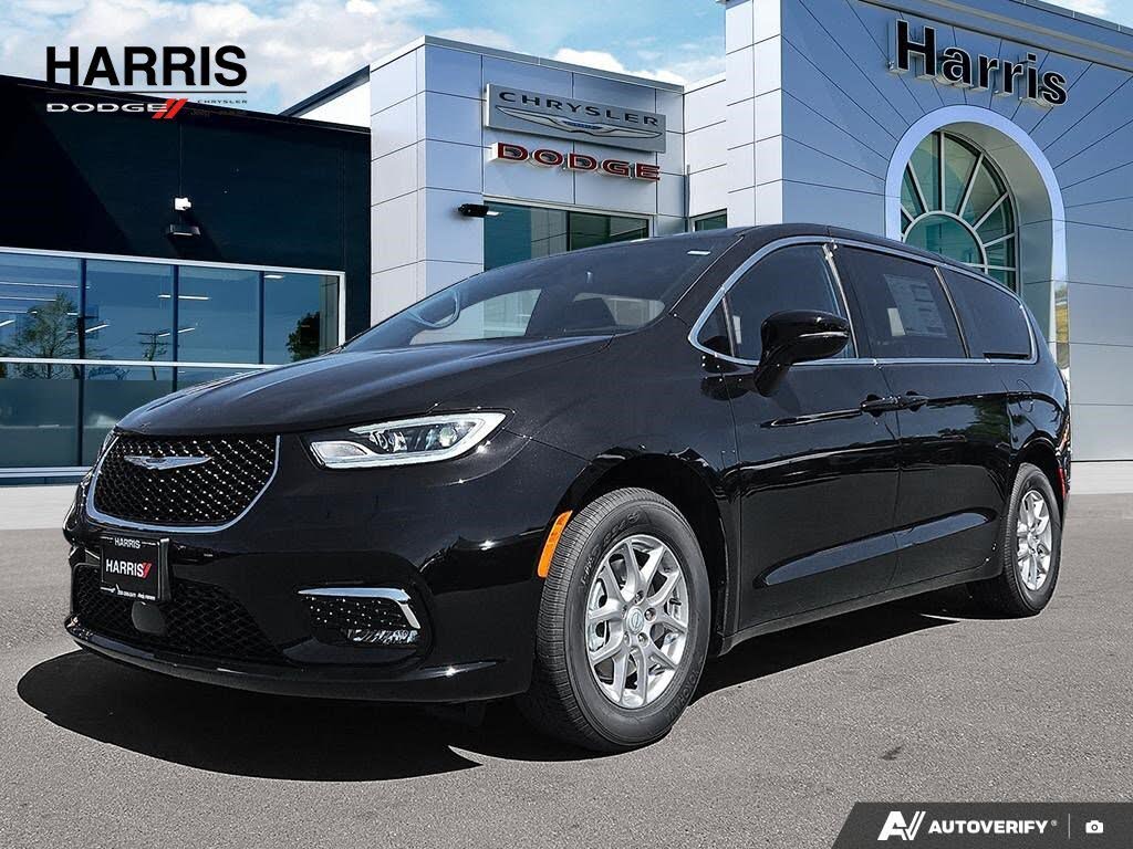 2026 Chrysler Pacifica Select FWD