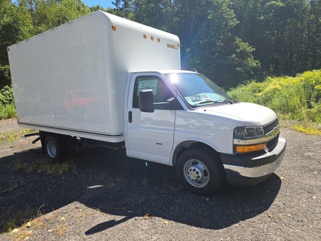 2025 Chevrolet Express Chassis 3500 Cutaway 159
