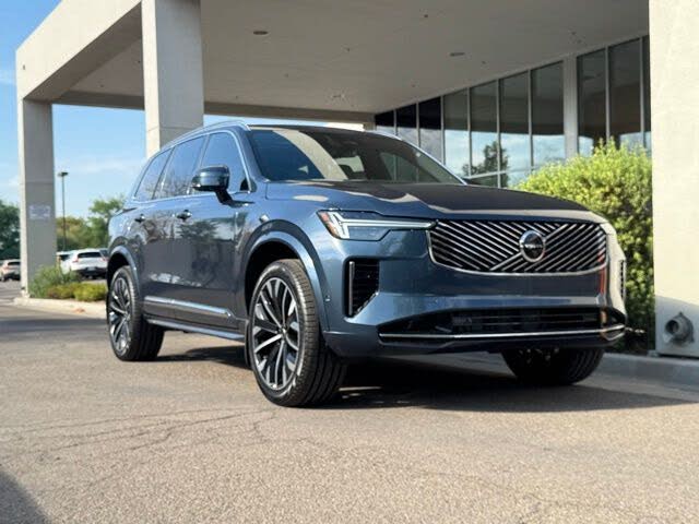 2026 Volvo XC90 B6 Plus 7-Passenger AWD
