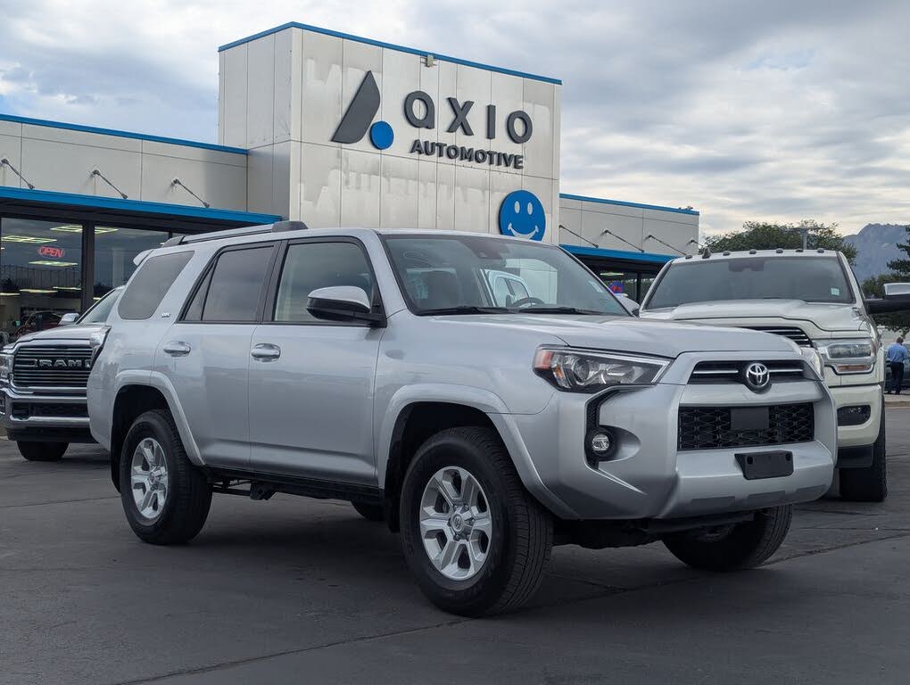 2024 Toyota 4Runner SR5 4WD