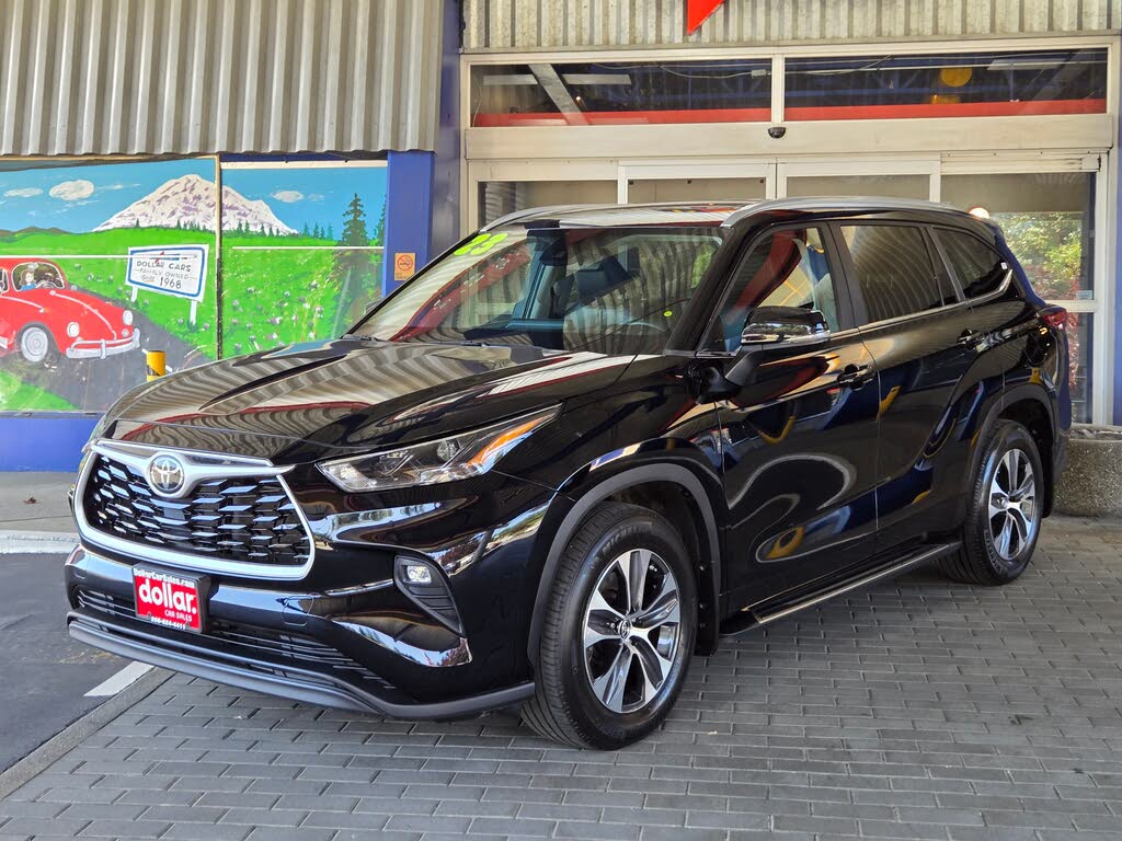 2023 Toyota Highlander XLE AWD