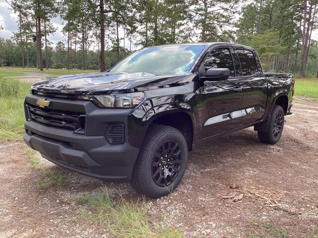 2025 Chevrolet Colorado Work Truck Crew Cab 4WD