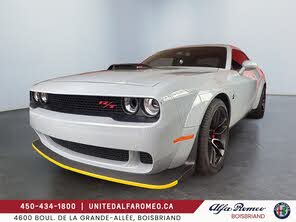 Dodge Challenger R/T Scat Pack Widebody RWD