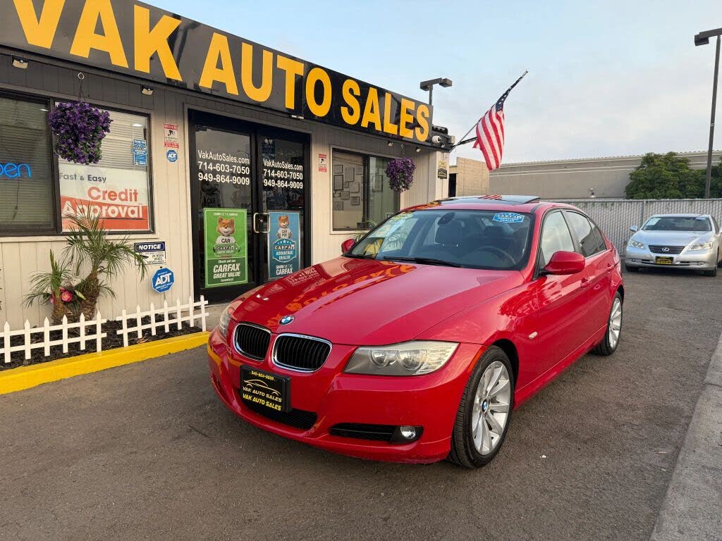 2011 BMW 3 Series 328i Sedan RWD