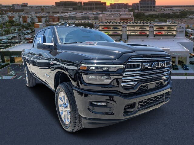 2025 RAM 2500 Laramie Crew Cab 4WD