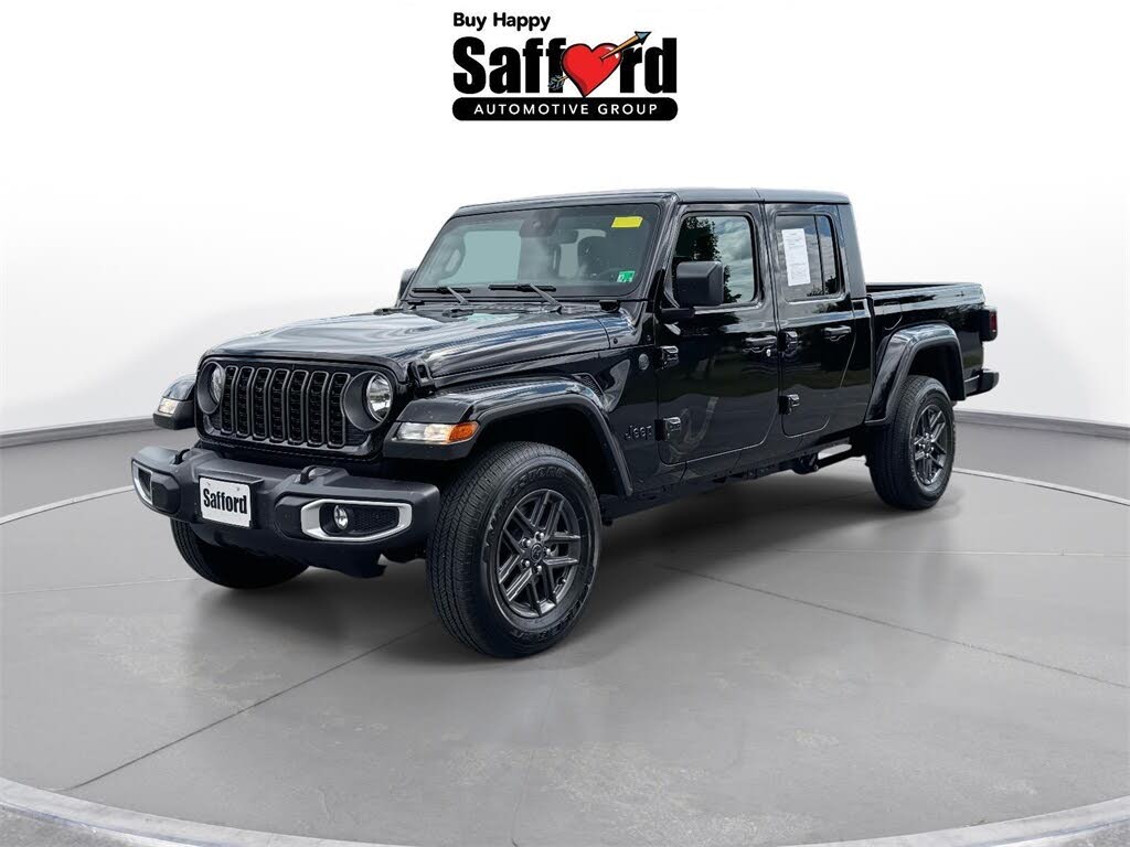 2025 Jeep Gladiator Sport S Crew Cab 4WD