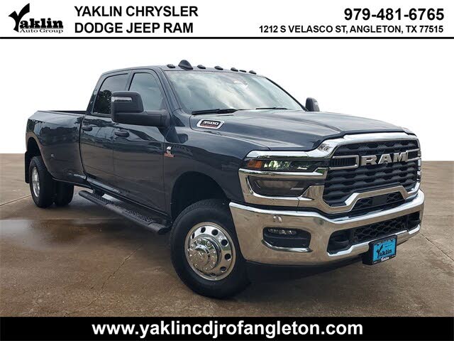 2026 RAM 3500 Tradesman Crew Cab LB DRW 4WD