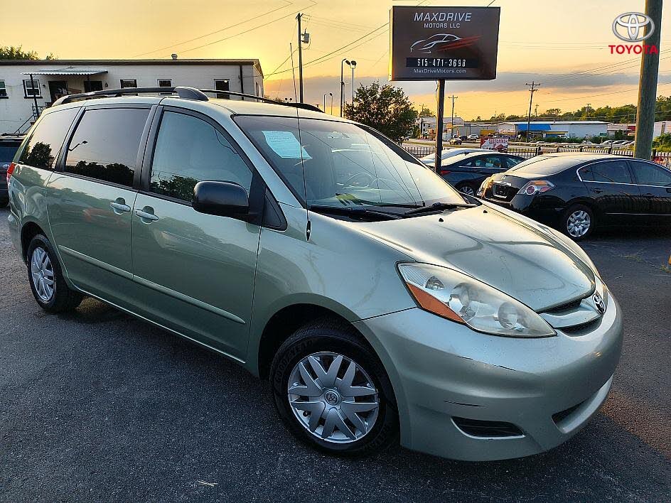 2008 Toyota Sienna CE 7 Passenger
