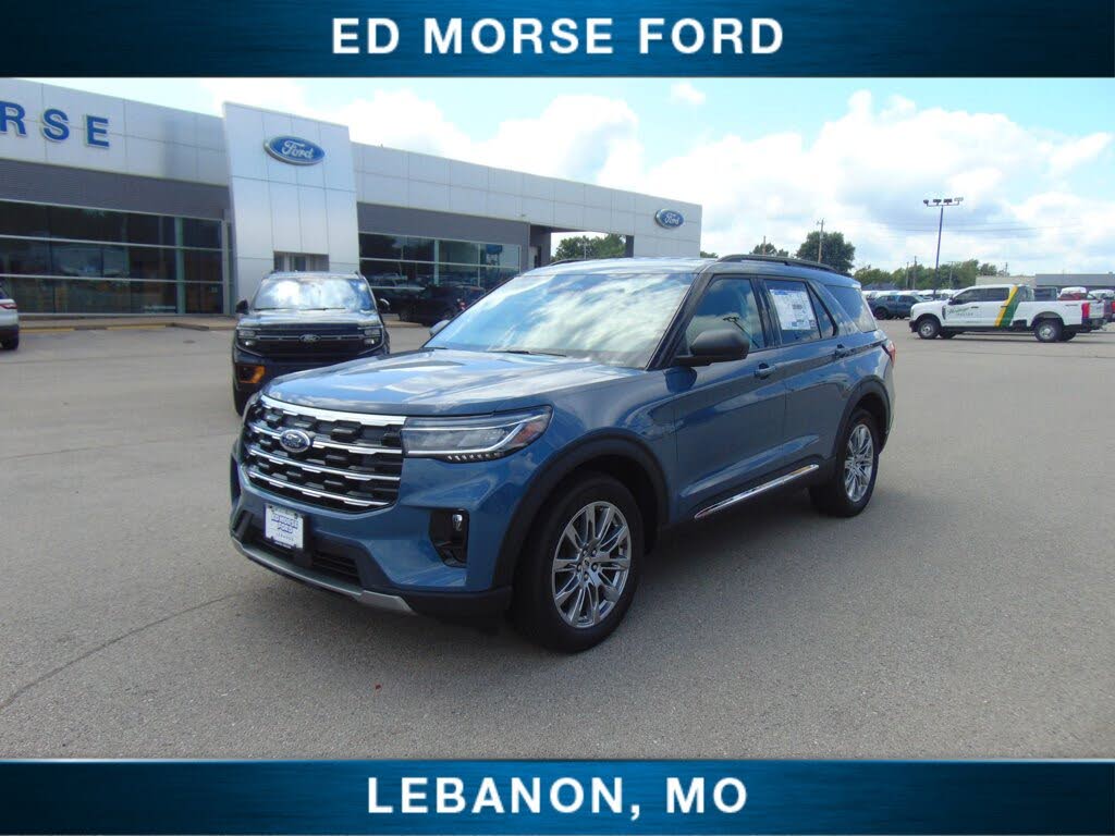 2025 Ford Explorer Active AWD