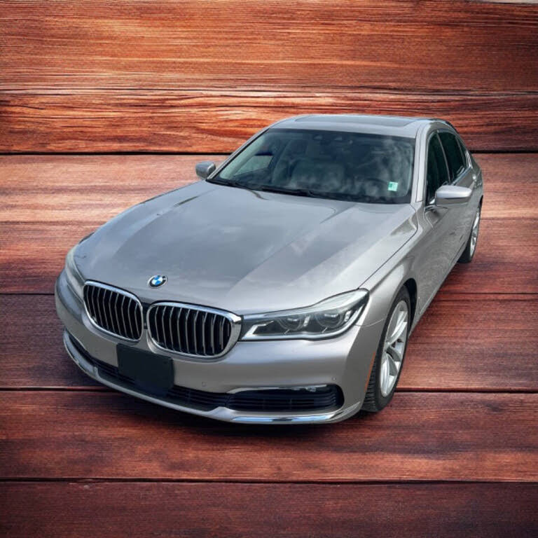 2016 BMW 7 Series 750i RWD