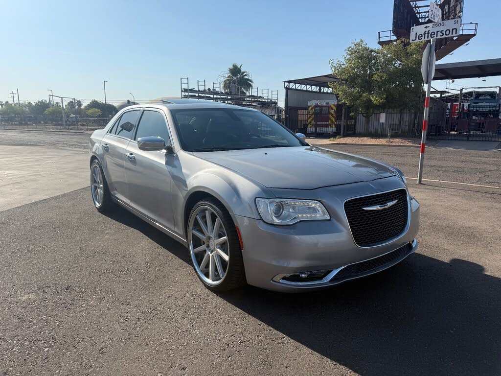 2017 Chrysler 300 C RWD