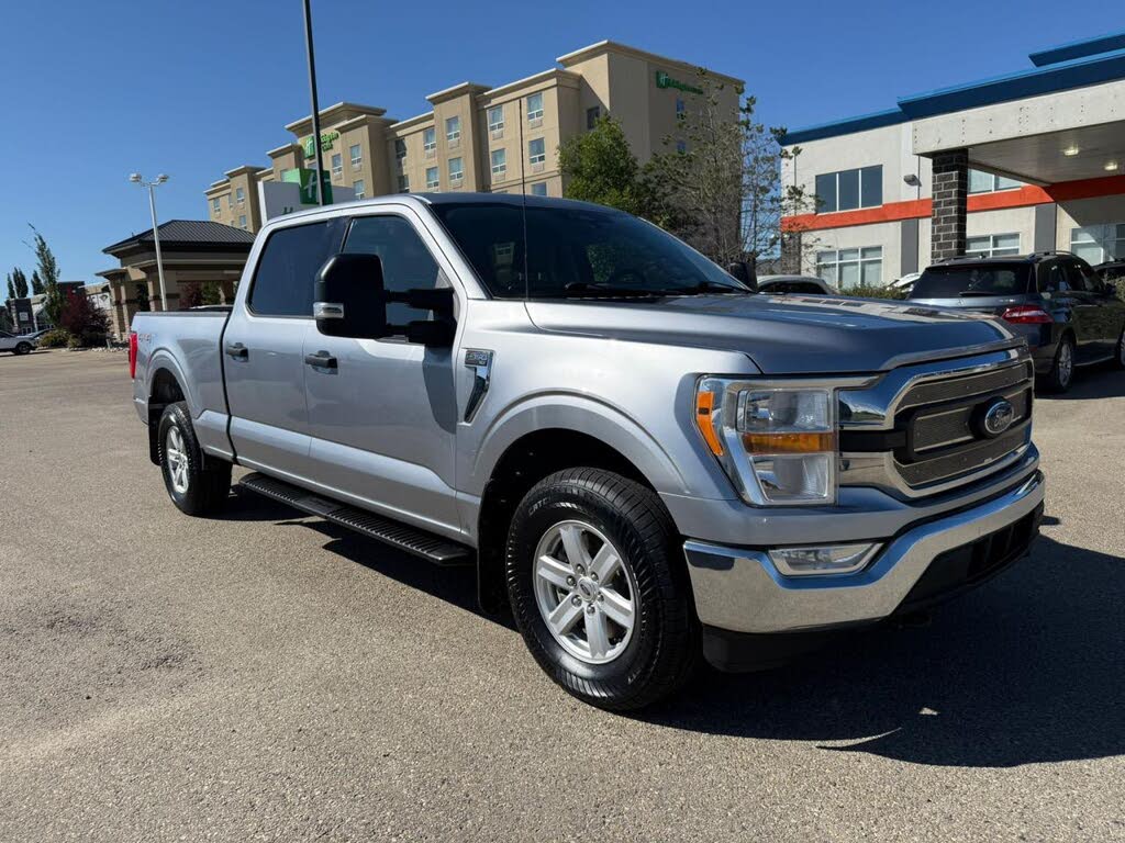Ford F-150 XLT SuperCrew 4WD 2021