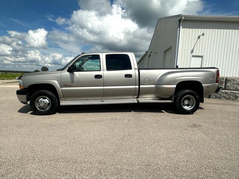 2001 Chevrolet Silverado 3500 Crew Cab LB DRW 4WD