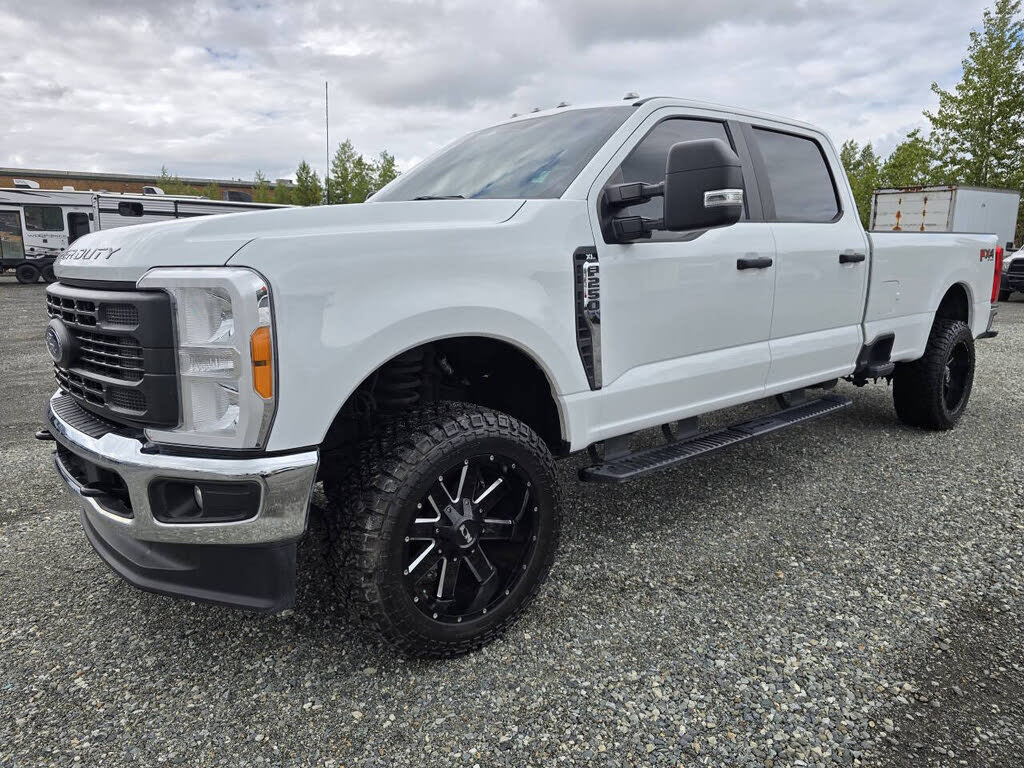 2023 Ford F-250 Super Duty XL Crew Cab LB 4WD