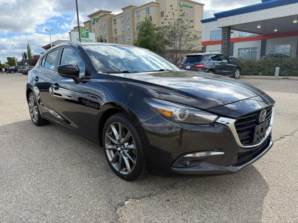 2018 Mazda MAZDA3 Grand Touring Hatchback
