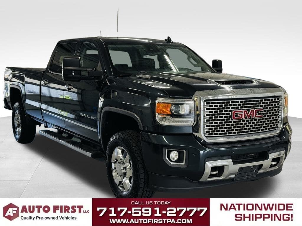 2017 GMC Sierra 3500HD Denali Crew Cab LB 4WD