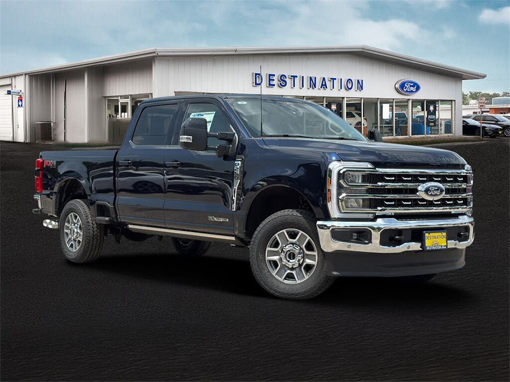 2025 Ford F-250 Super Duty Lariat Crew Cab 4WD