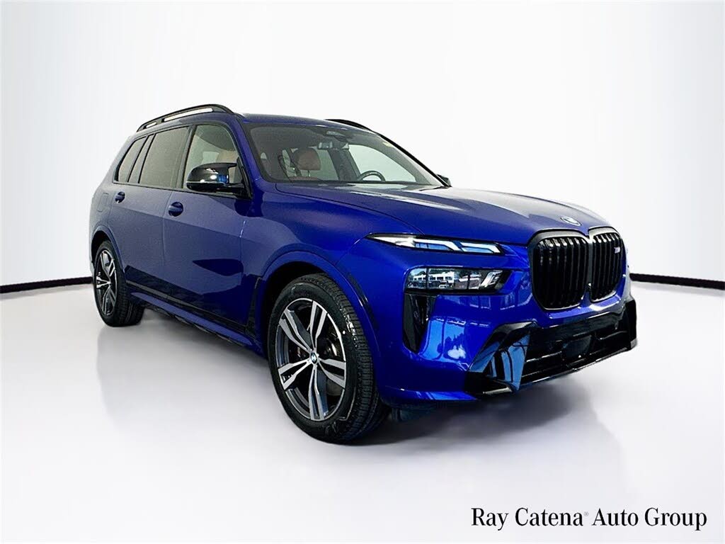 2025 BMW X7 M60i AWD
