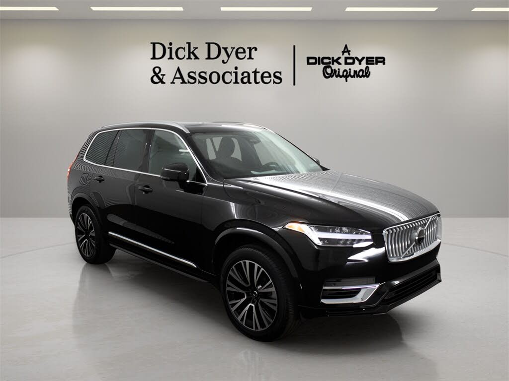 2025 Volvo XC90 Recharge T8 Plus Bright Theme 7-Passenger eAWD