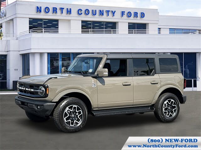 2025 Ford Bronco Outer Banks 4-Door 4WD