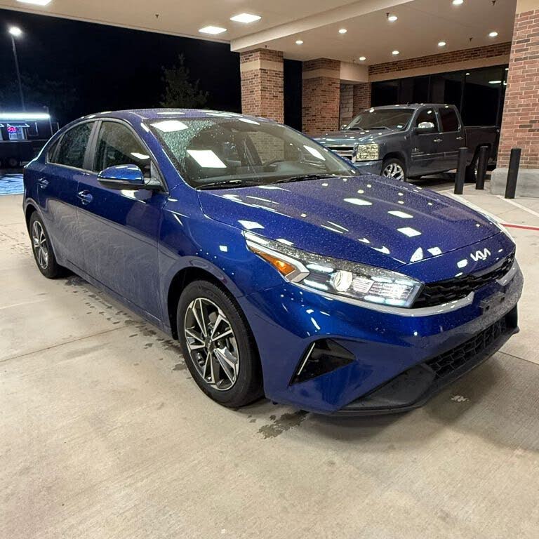 2023 Kia Forte LXS FWD