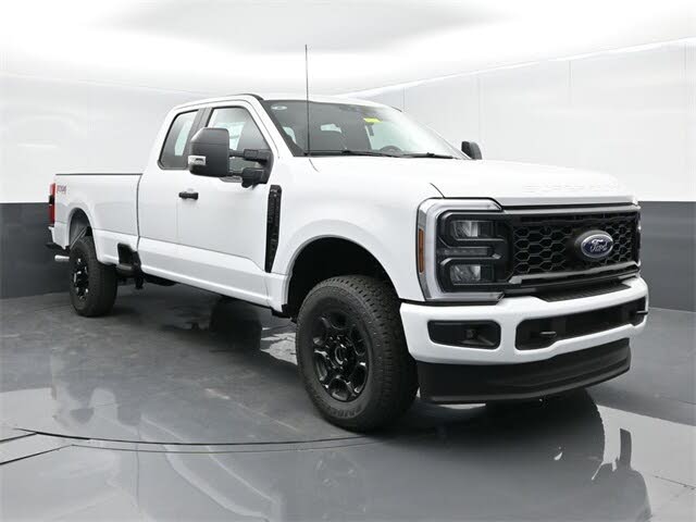 2025 Ford F-350 Super Duty XL SuperCab LB 4WD