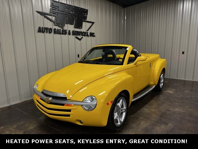 2003 Chevrolet SSR LS RWD
