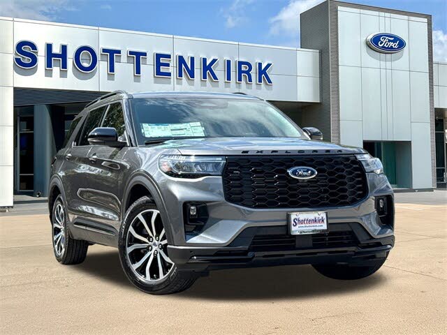 2025 Ford Explorer ST-Line RWD