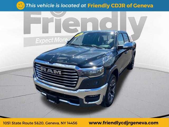 2025 RAM 1500 Laramie Crew Cab 4WD