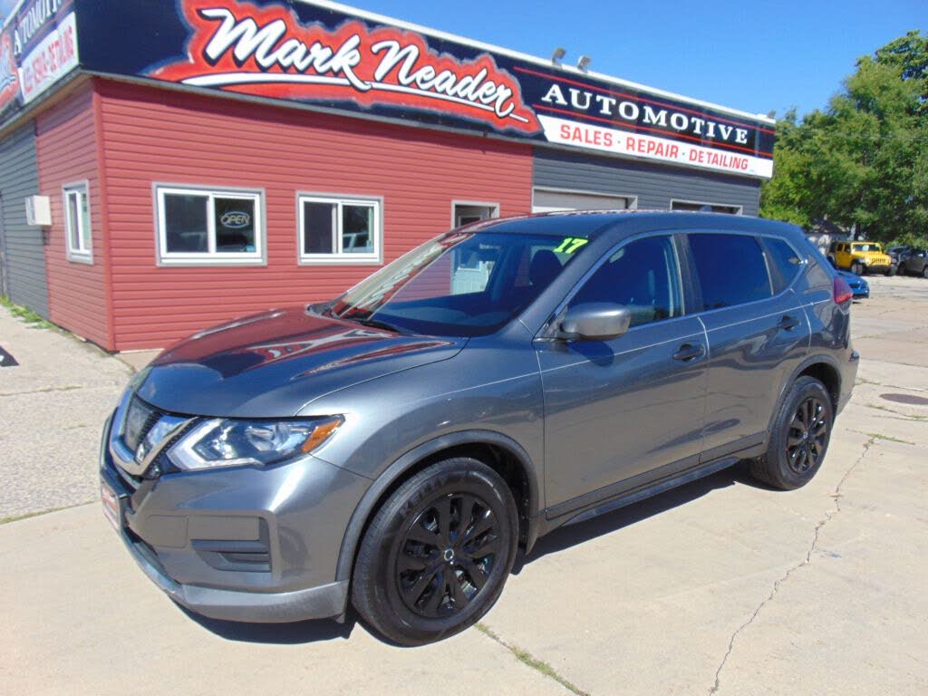 2017 Nissan Rogue S FWD