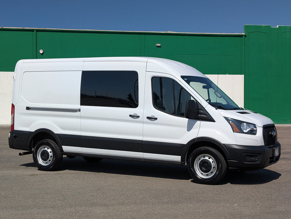 2024 Ford Transit Cargo 250 Medium Roof LB RWD