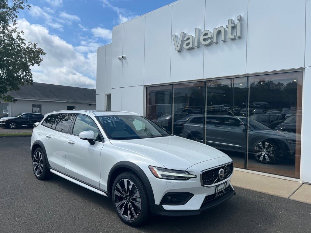 2026 Volvo V60 Cross Country B5 Ultra AWD