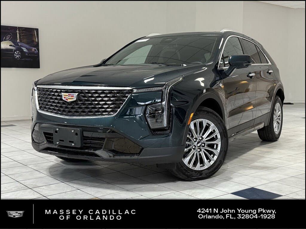 2025 Cadillac XT4 Premium Luxury AWD