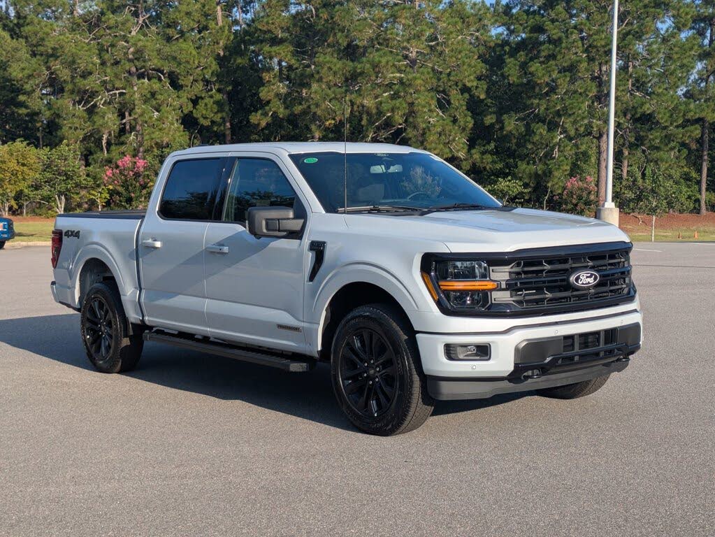 2025 Ford F-150 XLT SuperCrew 4WD